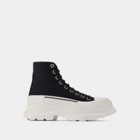 Alexander McQueen  Tread Slick Sneakers - Alexander Mcqueen -  Black/White - Canva