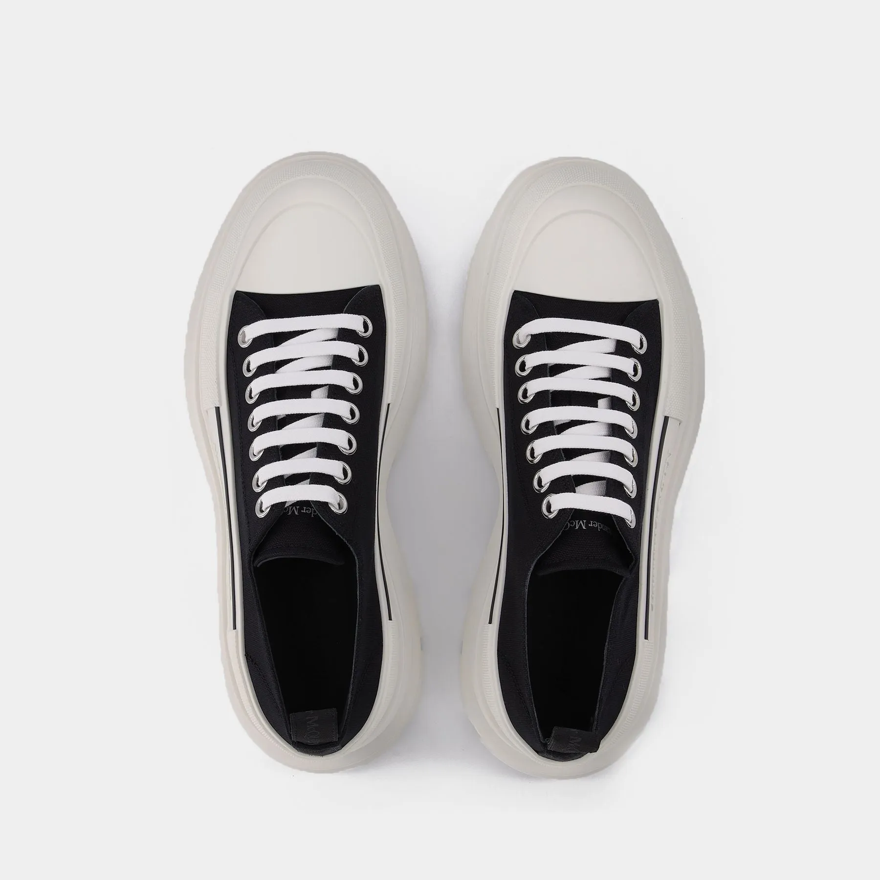 Alexander McQueen  Tread Slick Sneakers - Alexander Mcqueen -  Black/White - Canva