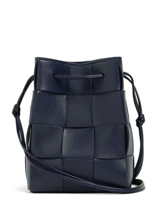 Bottega Veneta   Small Cassette leather bucket bag 