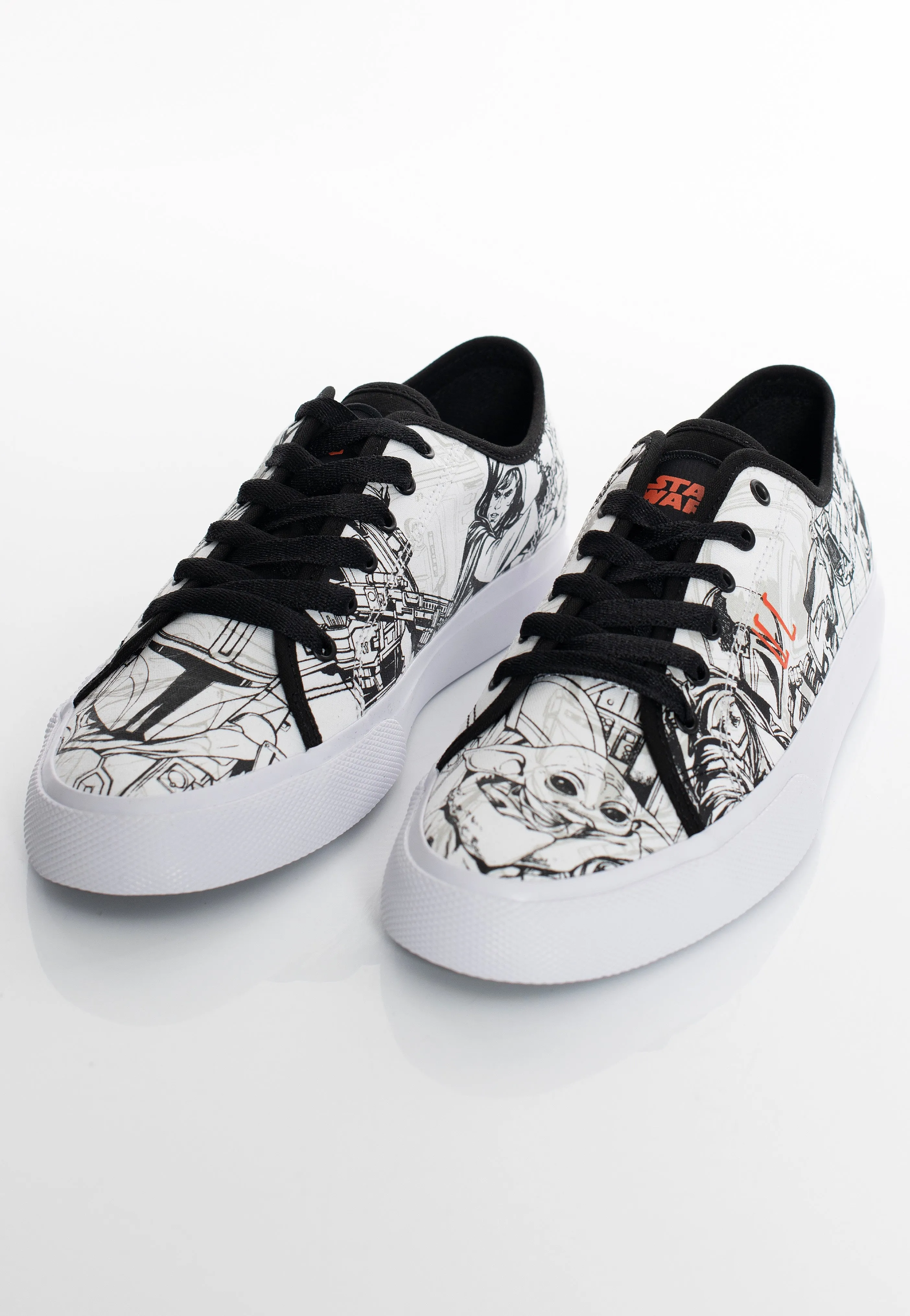 DC x The Mandalorian - Manual White/Black - Shoes