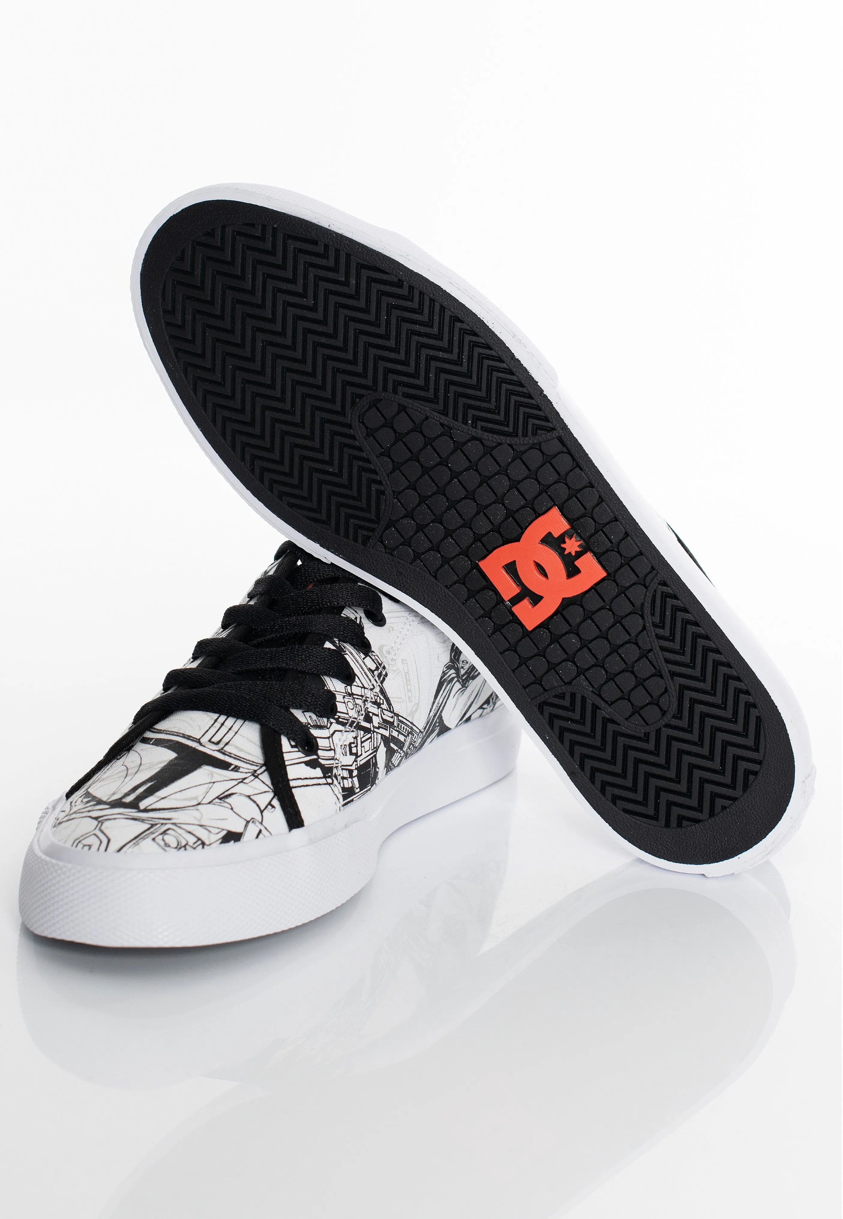 DC x The Mandalorian - Manual White/Black - Shoes