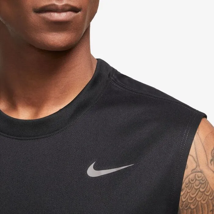 Nike DRI-FIT LEGEND