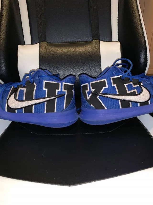 Nike Kyrie 3 Duke