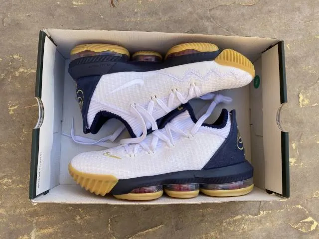 Nike LeBron 16 Low Olympic