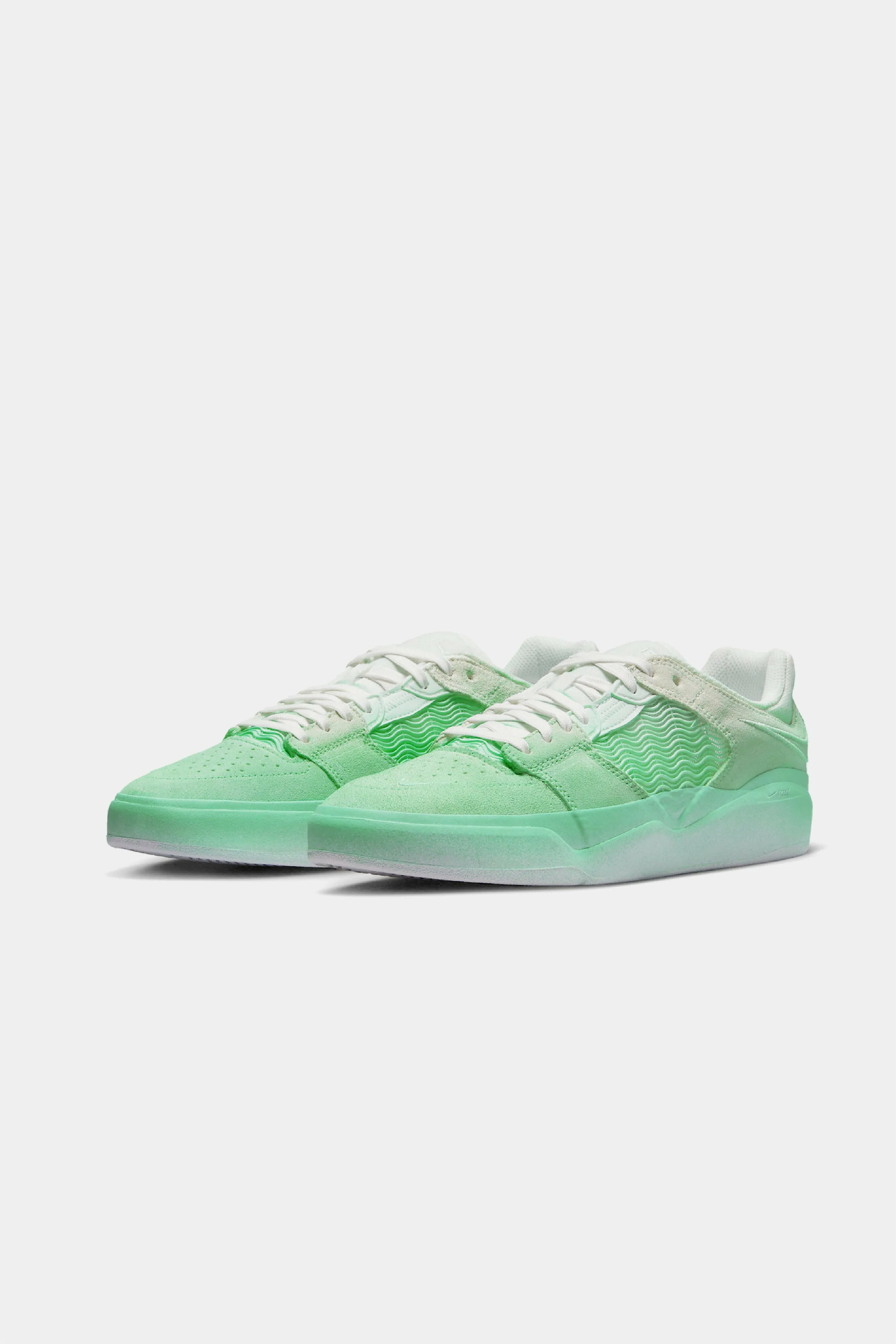 Nike SB Ishod Mint Green