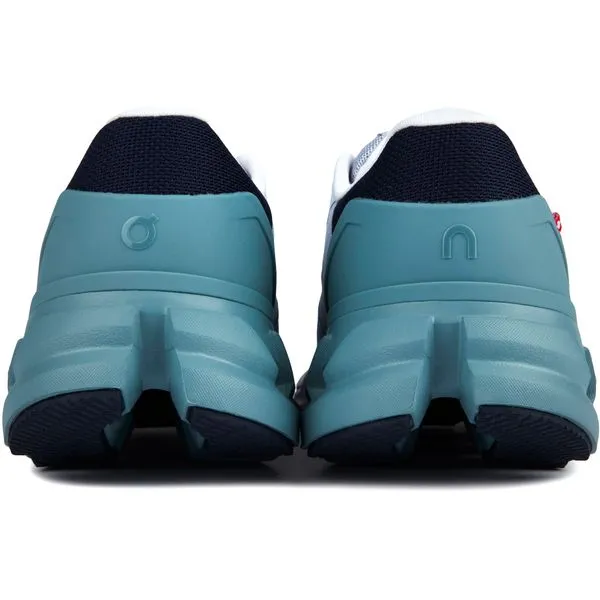 On Cloud Flyer Sneakers