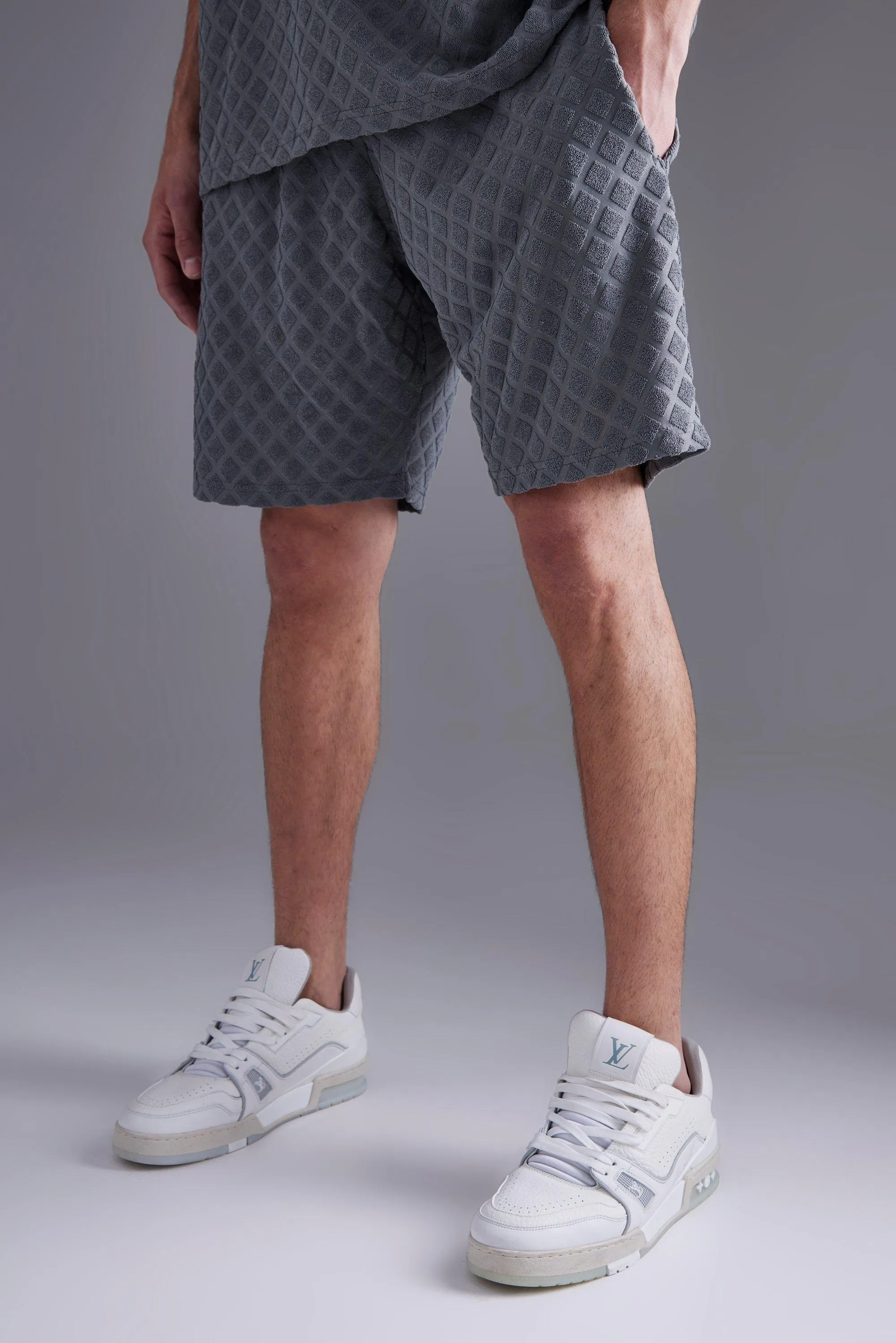 Relaxed Fit Short Diamond Towelling Short | boohooMAN UK