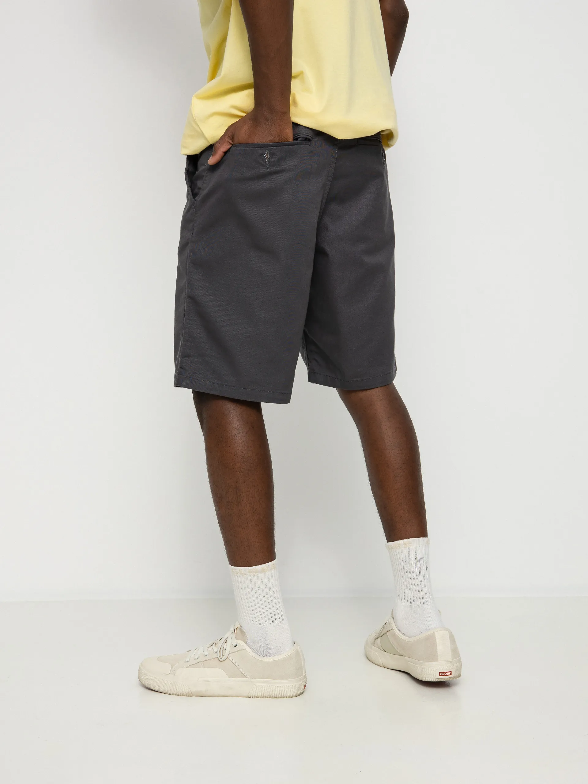 Vans Authentic Chino Relaxed Shorts (asphalt)